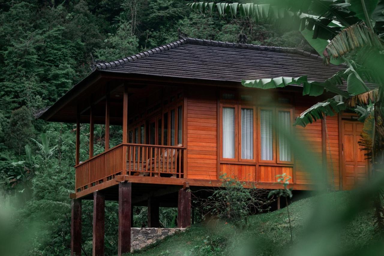 Munduk Menir Villas Exterior foto